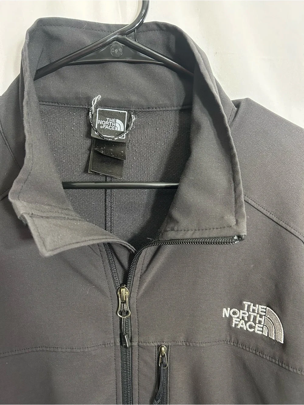 The North Face Men's Charcoal Black Softshell Jacket